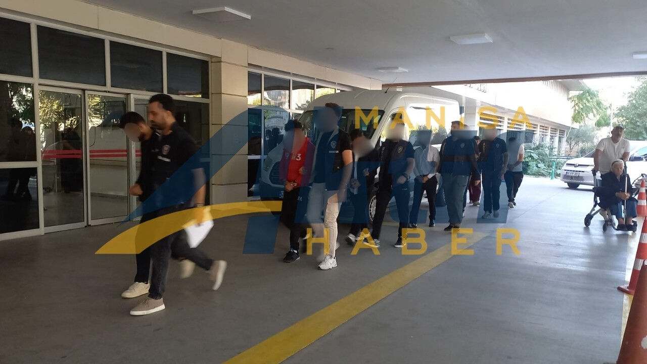 Mani̇sa Merkezli̇ 11 İlde 'Fon' Operasyonu 20 Gözalti Haber Içi