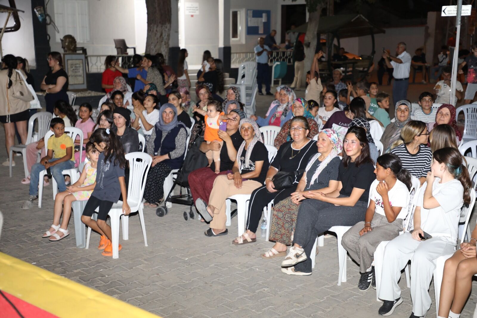 Manisa'da Bağ Bozumu Şenliği Yeşilköy’de Coşkuyla Devam Etti! (2)