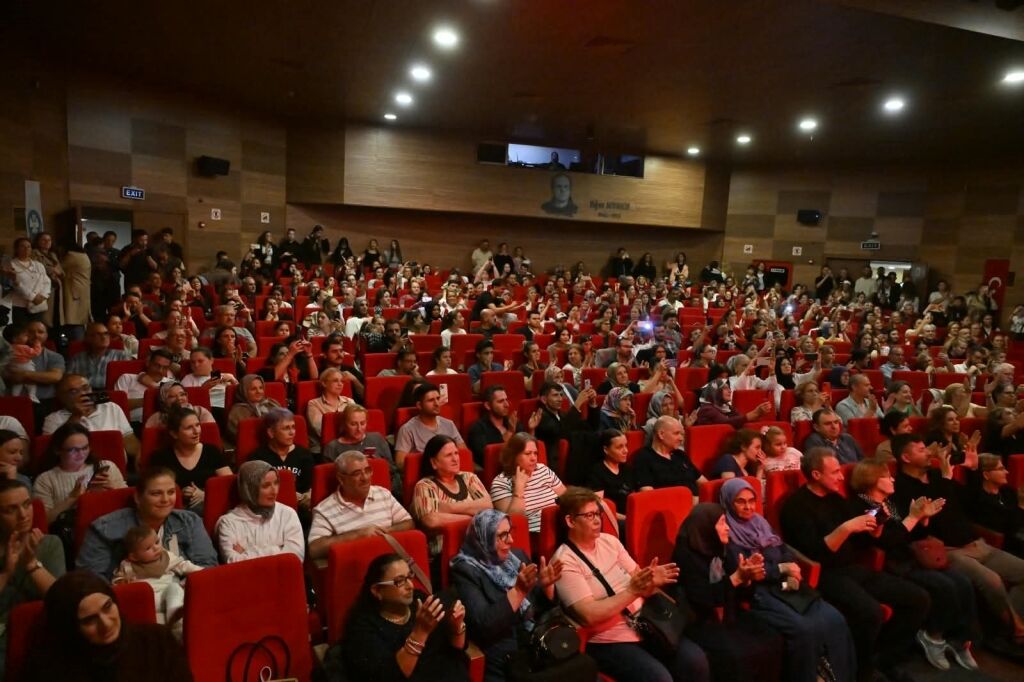Manisa’da Balkan Kültürü Şenlikle Yaşatıldı (4)