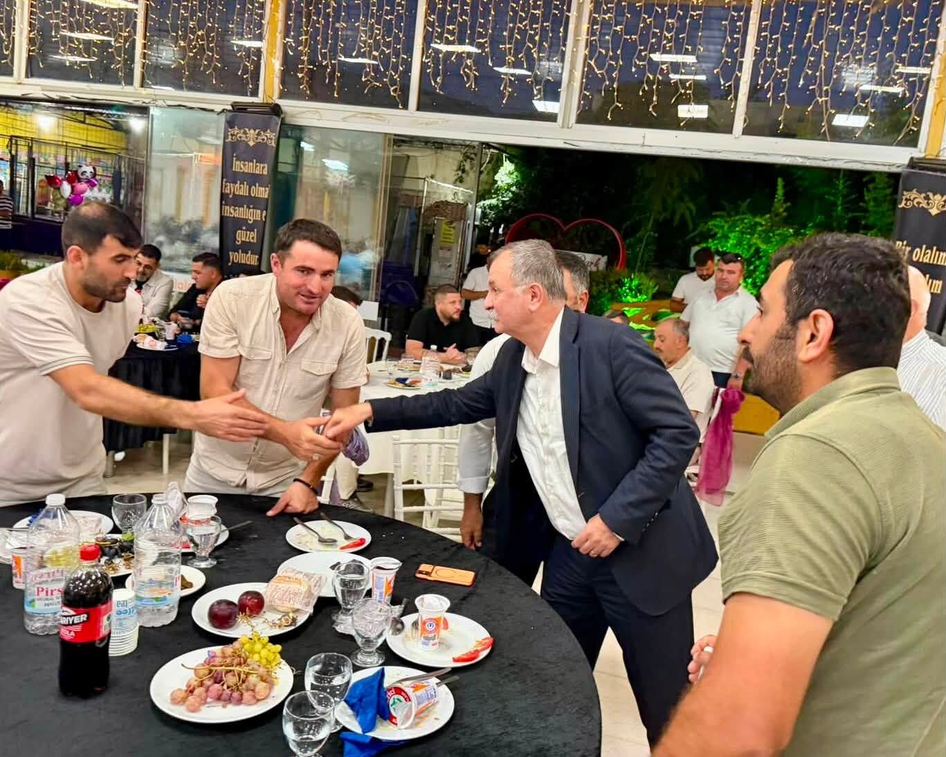 Manisa'da Farklı Siyasi Partiler Ve Stk'lar Aynı Masada Buluştu! (1)