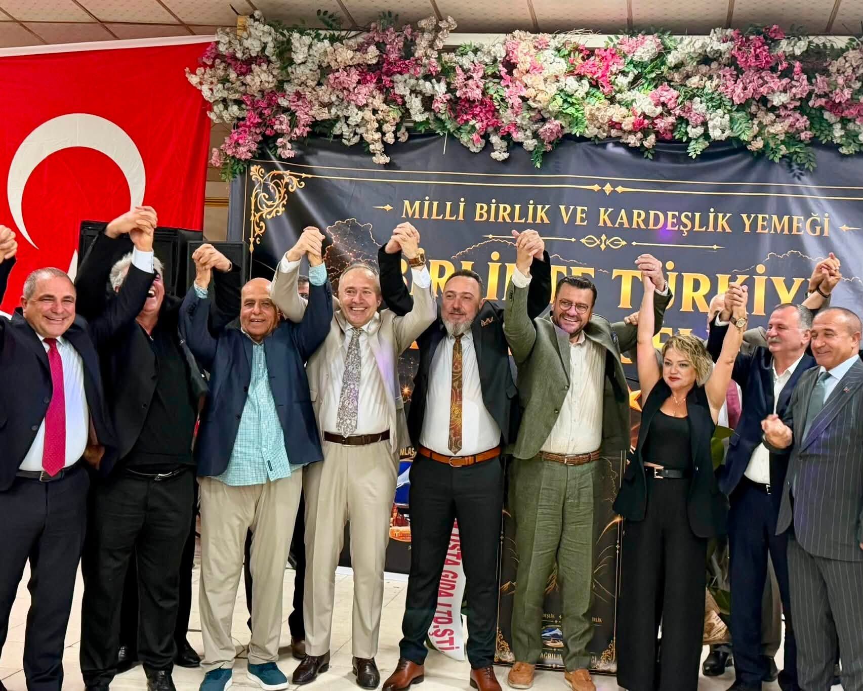 Manisa'da Farklı Siyasi Partiler Ve Stk'lar Aynı Masada Buluştu! (3)