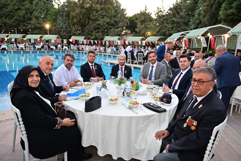 Manisa'da Gaziler Günü'nde Anlamlı Program! (4)