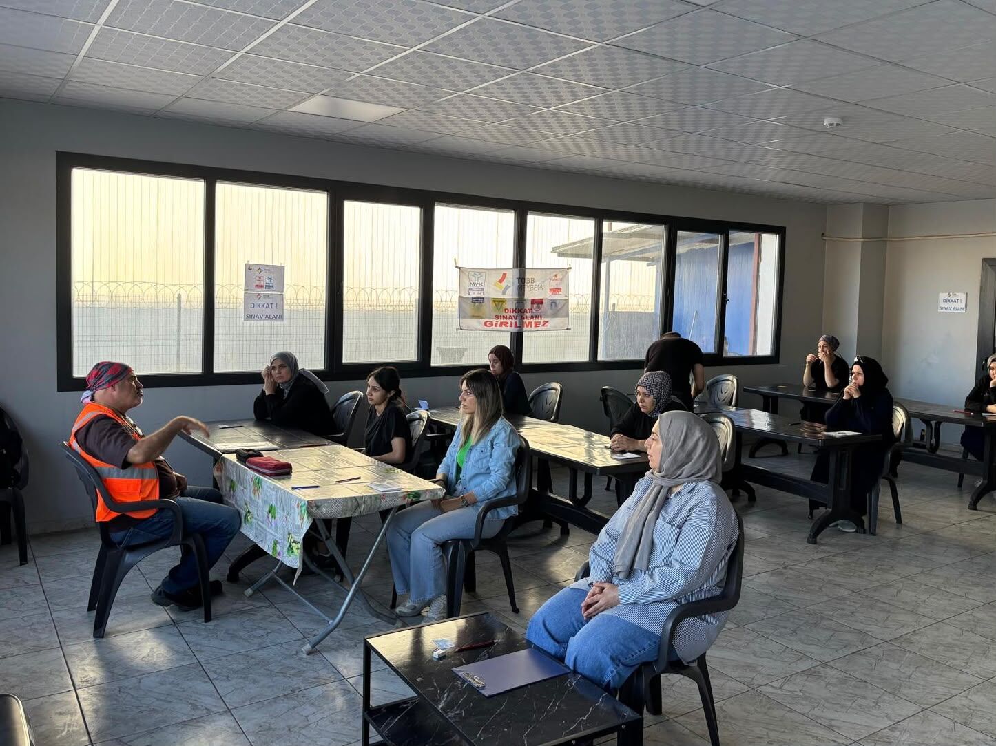 Manisa’da Kadın Kaynakçılar Mesleki Yeterlilik Sınavında Hünerlerini Gösterdi (7)