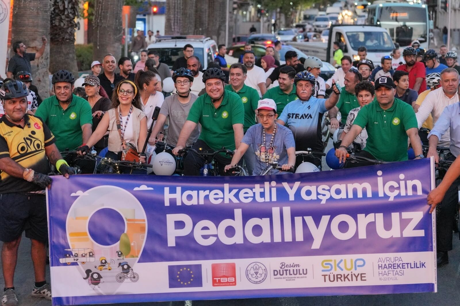 Manisa’da Pedallar Temiz Çevre Ve Sağlıklı Yaşam Için Çevrildi! (1)