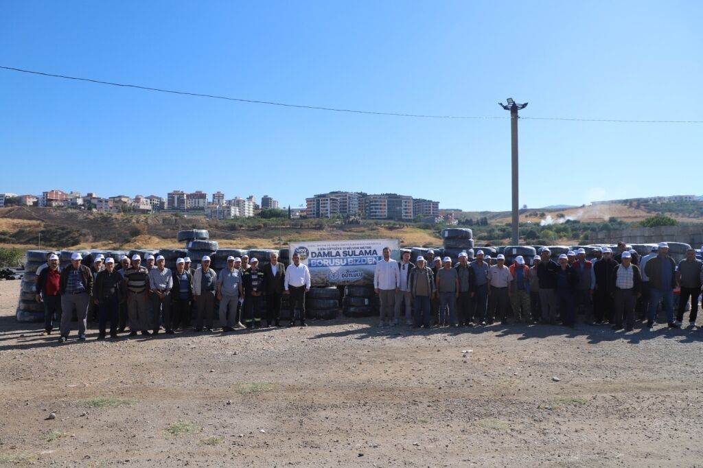Manisa’da Üreticilere Damlama Sulama Desteği Sürüyor (2)