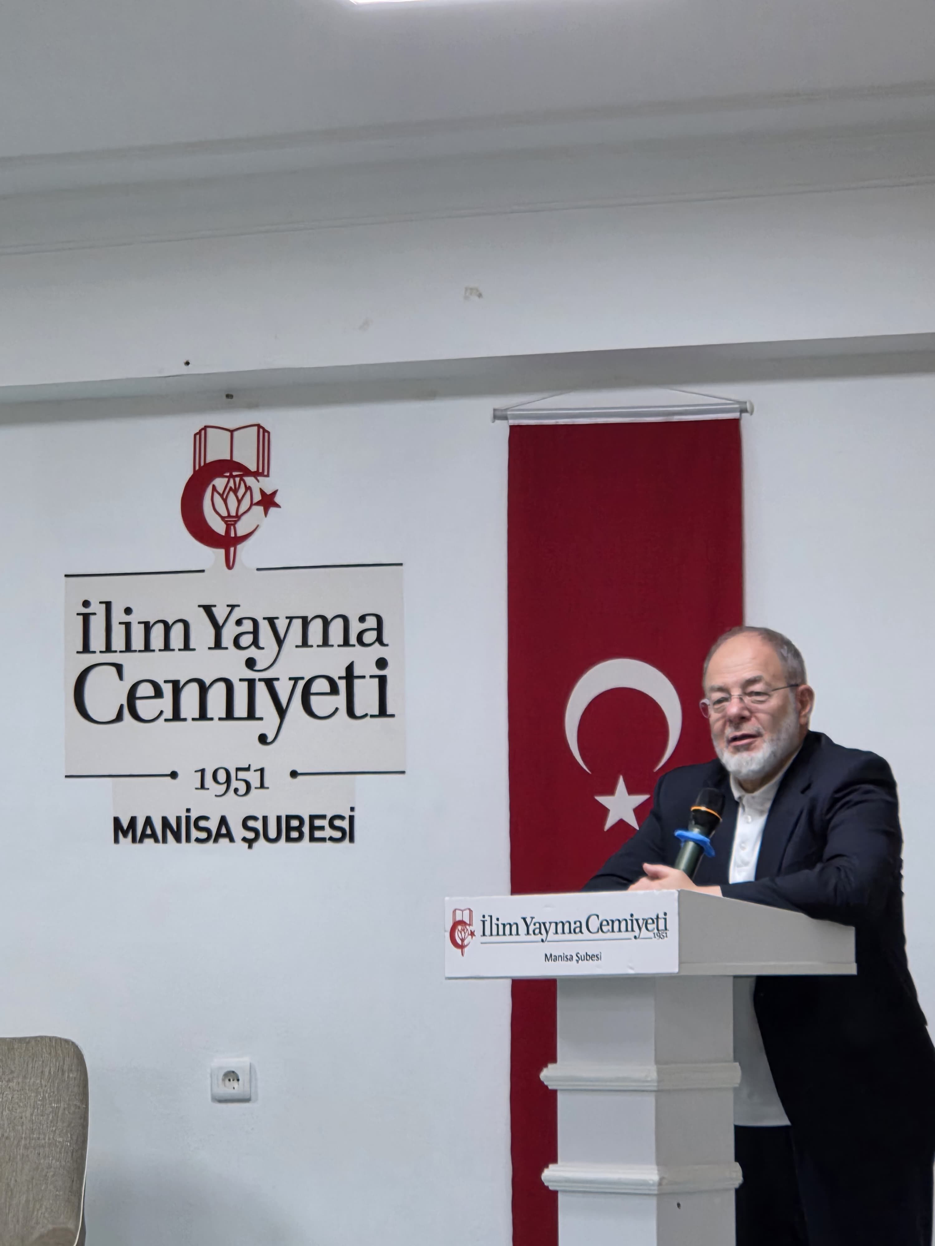 Recep Akdağ, Manisa’da Öğrencilerle Buluştu (5)