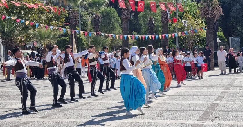 Turgutlu’nun Kurtuluşunun 104. Yılı Coşkuyla Kutlandı (3)