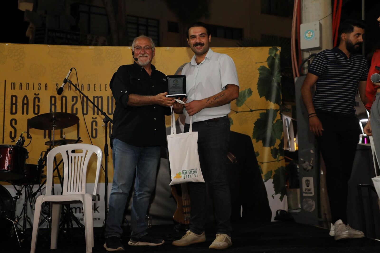 Üzümün Tarihi Ve Geleceği Şehzadeler’de Masaya Yatırıldı! (2)