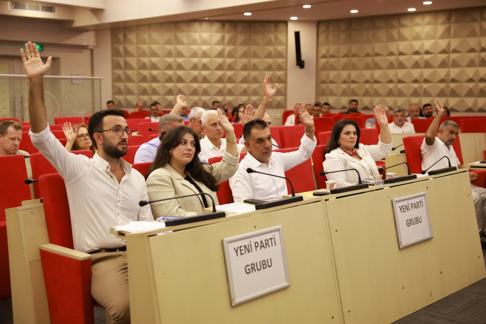 Şehzadeler Meclisi eylül ayında 34 maddeyi karara bağladı!