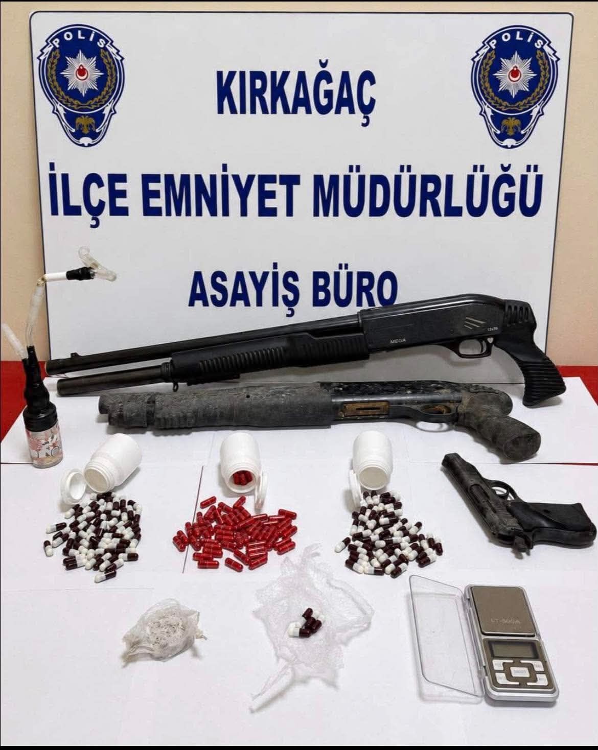 Kırkağaç’ta Uyuşturucu Operasyonu: 3 Şüpheli Tutuklandı-.1