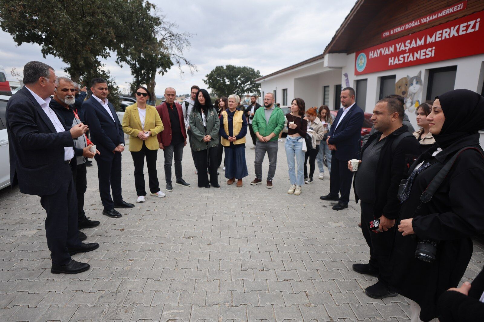 Yunusemre’de Hayvan Yaşam Merkezi Için Iş Birliği! (1)
