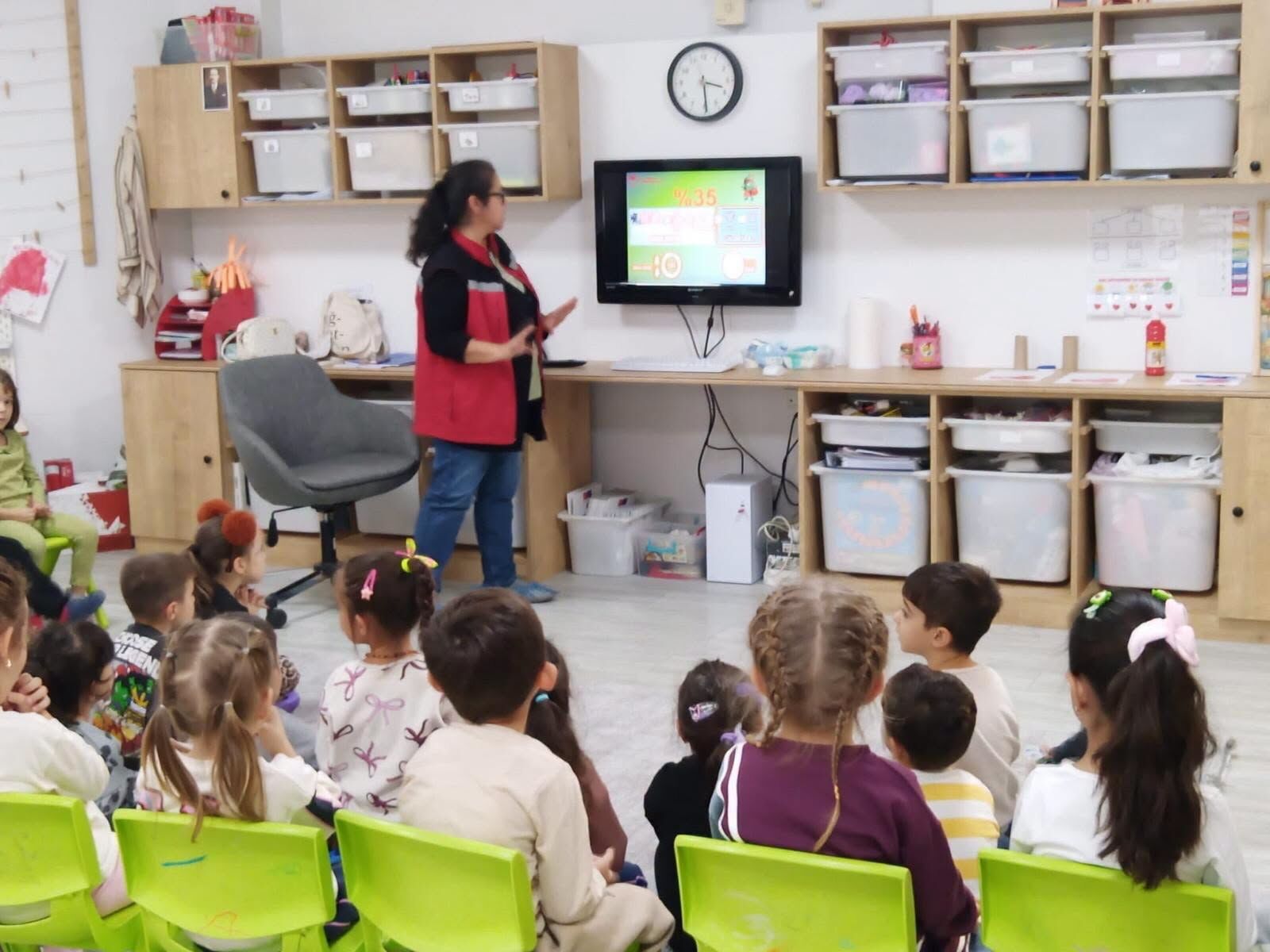 Manisa'da öğrencilere gıda kaybı ve israfı anlatıldı
