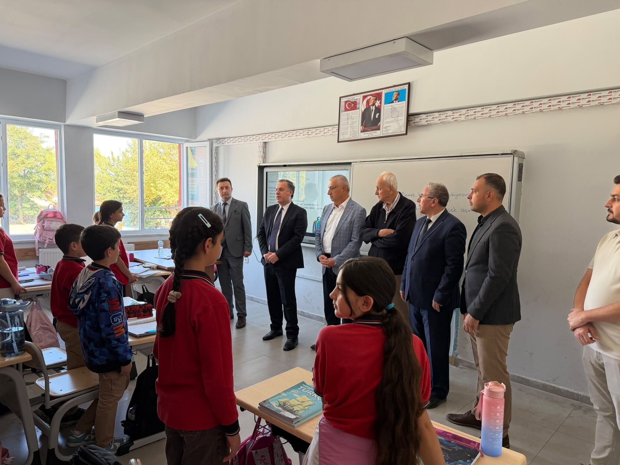 Turgutlu’da İhsan Erturgut Ortaokulu