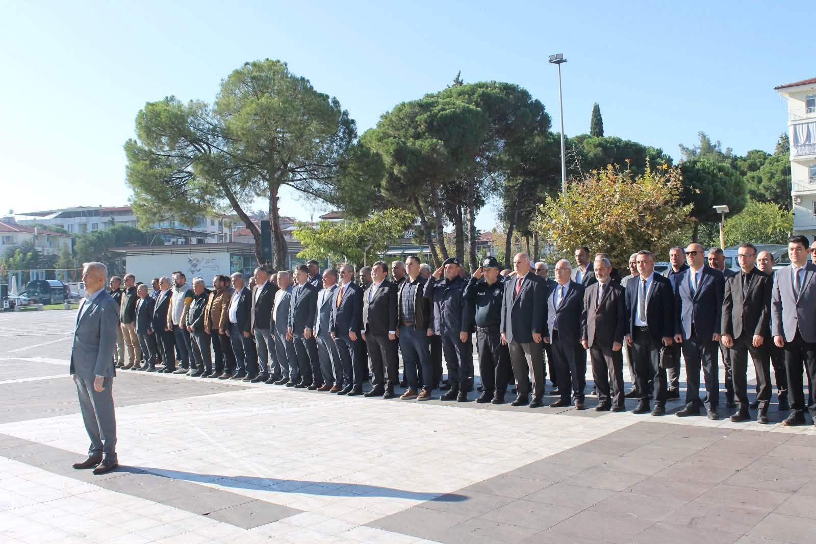 Kula’da Muhtarlar Günü Törenle Kutlandı