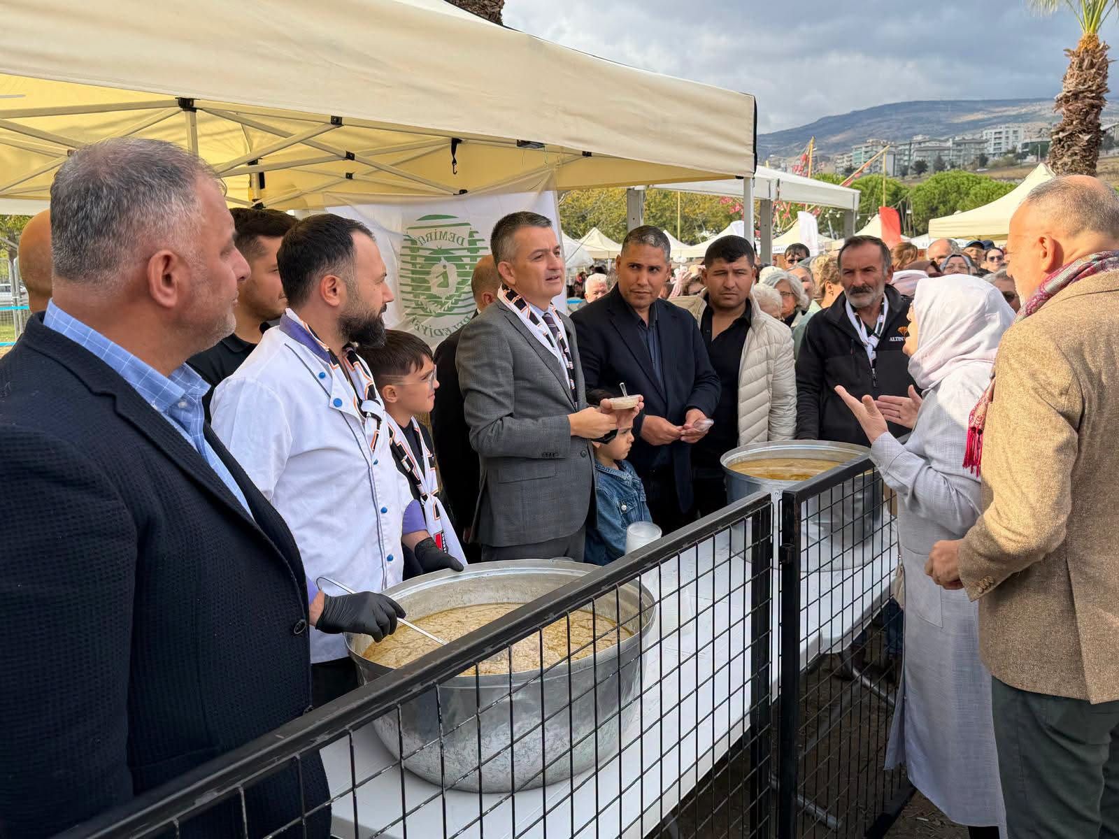 Manisa’nın yöresel ürünleri İzmir’de ilgi görüyor!