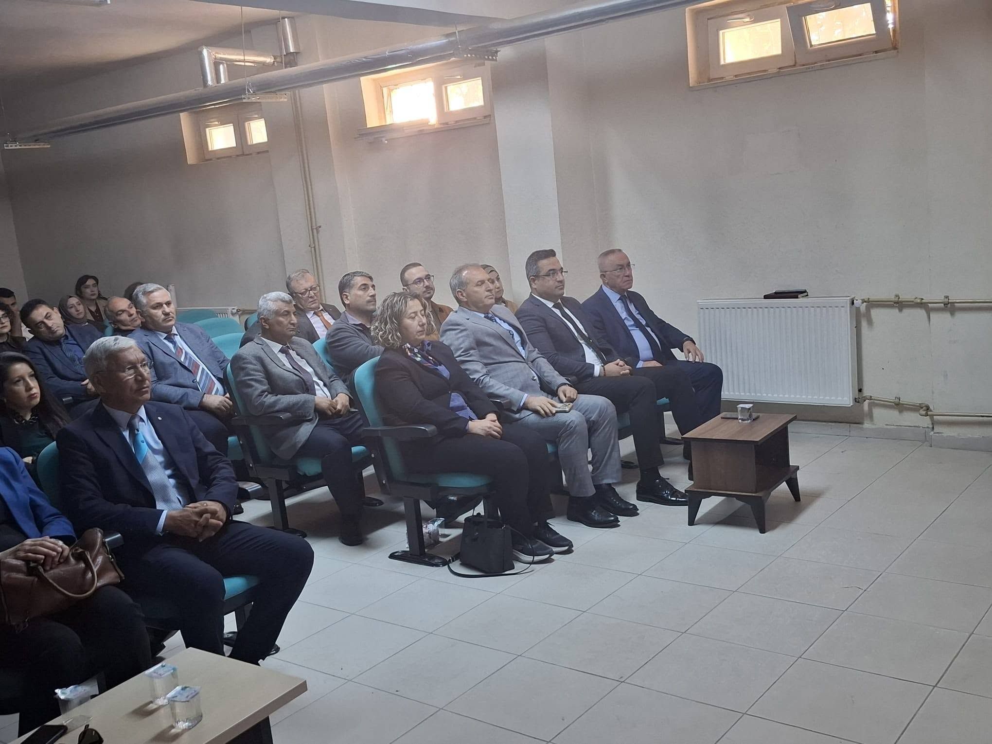 RADİKALLEŞME VE AŞIRICILIK