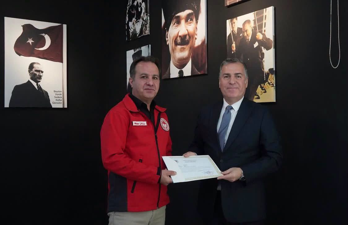 Sokak Hayvanları İçin Emek Veren