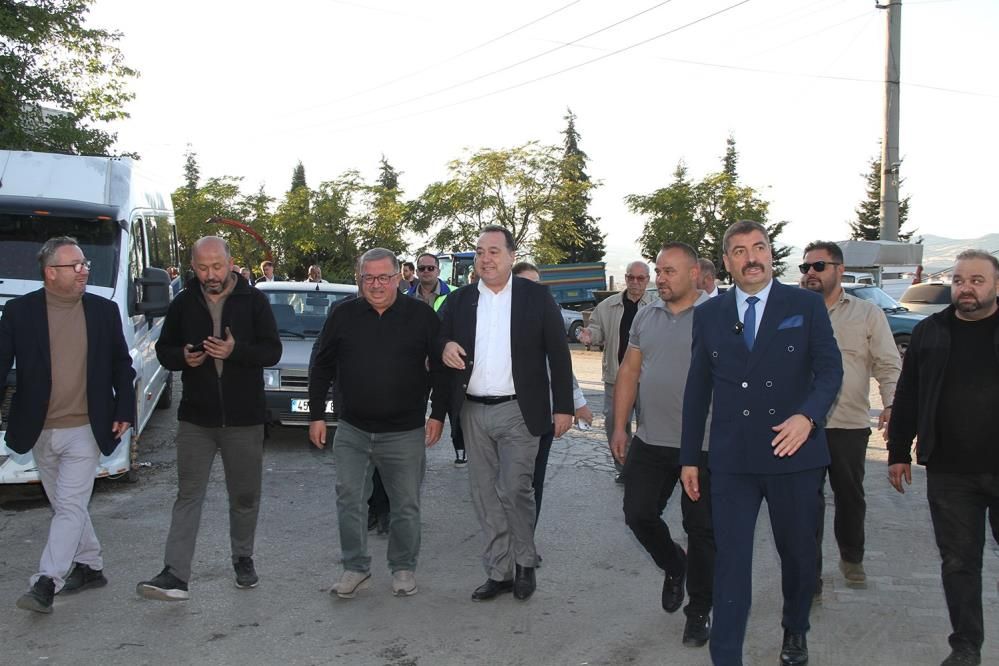 Besim Dutlulu Kula’da! Yangın mağduru aileye destek sözü