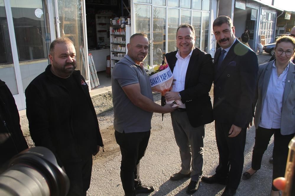 Besim Dutlulu Kula’da! Yangın mağduru aileye destek sözü
