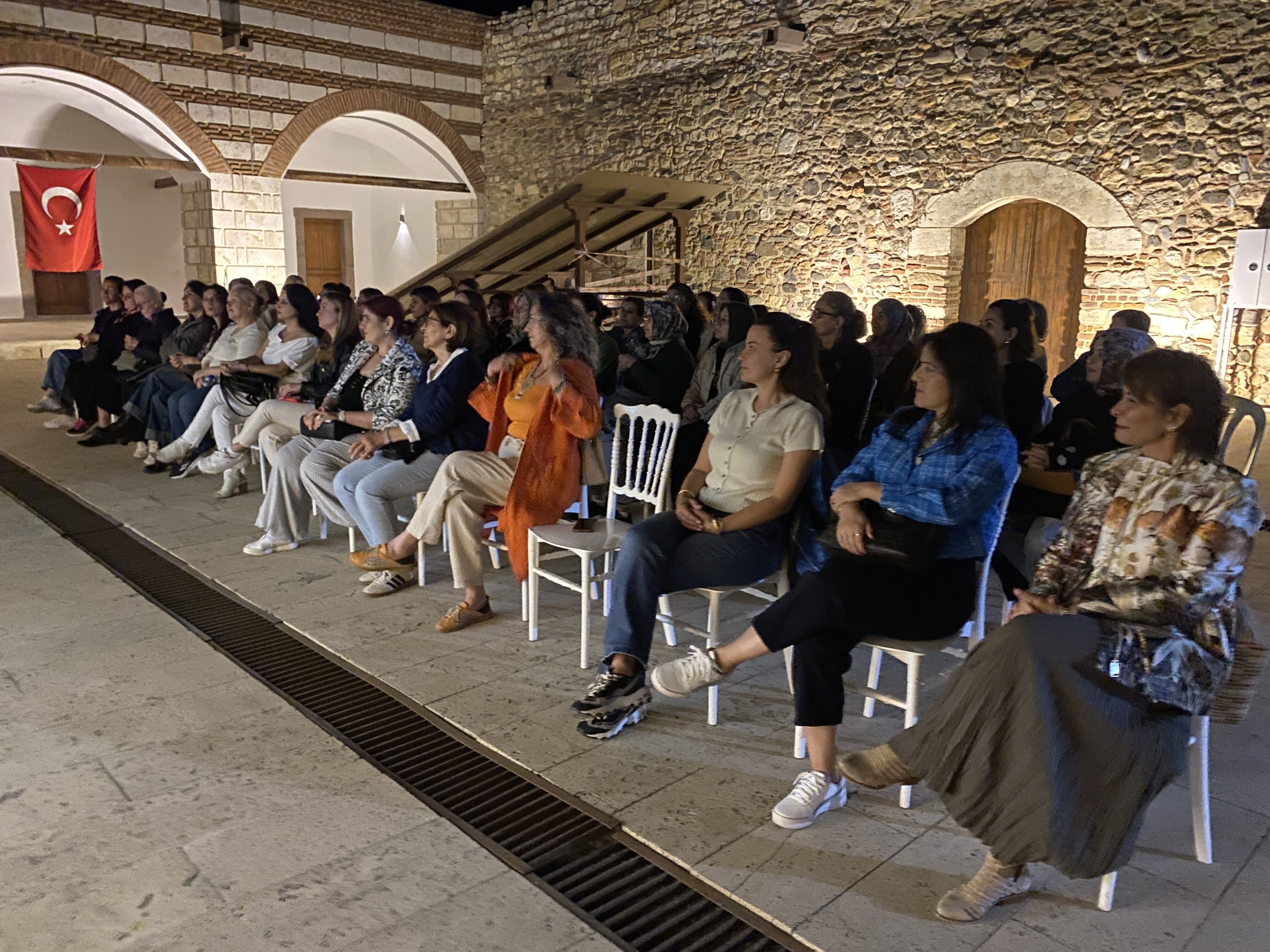 Alaşehir'de Anadolu'nun Kadim Kadınları Anlatıldı (1)