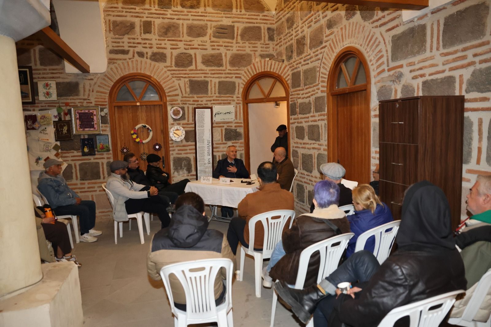 Değişen Ve Dönüşen Manisa Söyleşisi Ilgi Gördü (2)