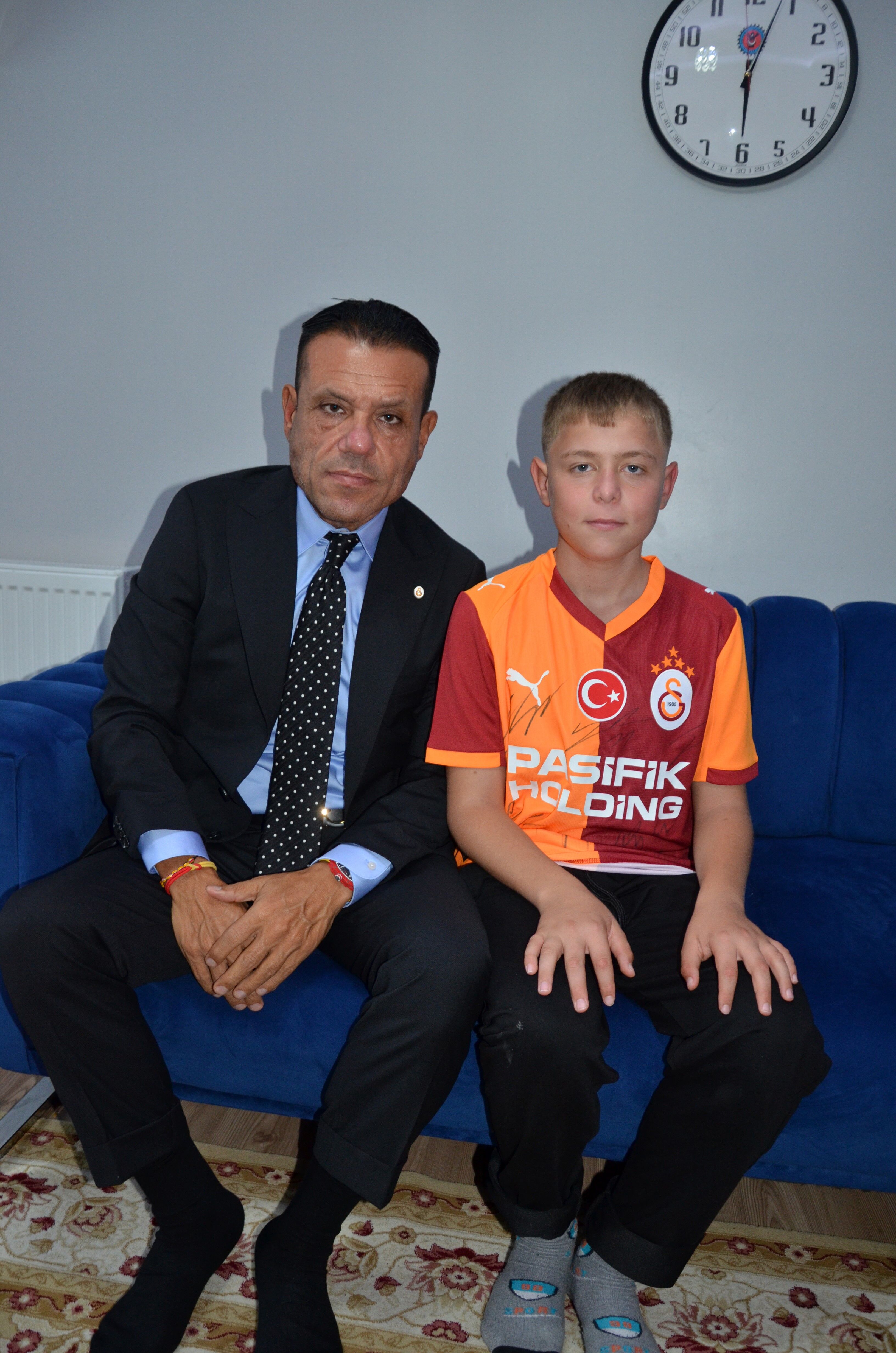 Dinçer Azaphan Kırkağaç'ta Yaşar'la Buluştu (3)