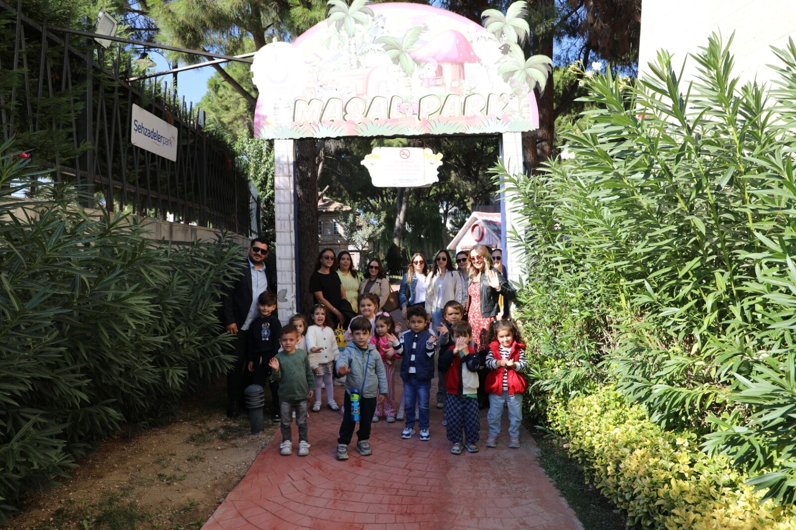Gölmarmaralı Minikler Şehzadelerpark’ta Doyasıya Eğlendi (4)