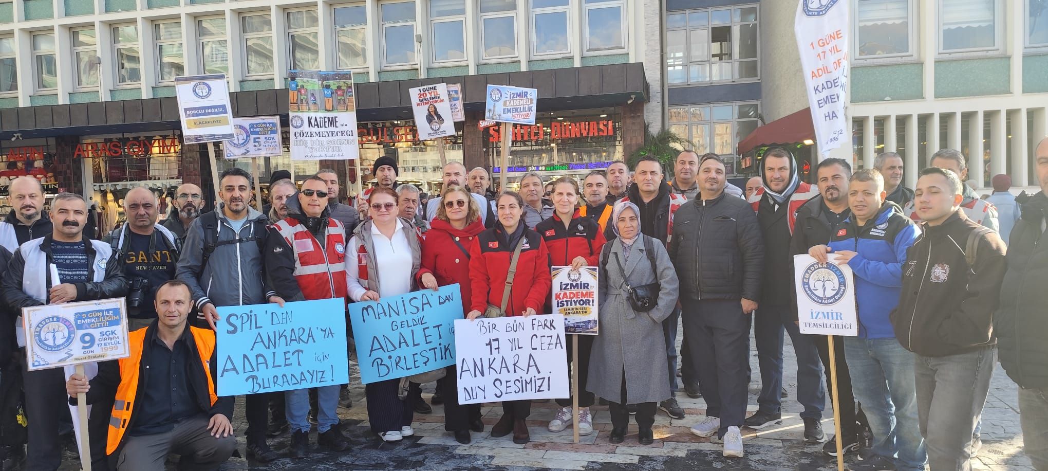 Manisa Emadder Ekibi Ankara’da Kademeli Emeklilik İçin Buluştu (1)