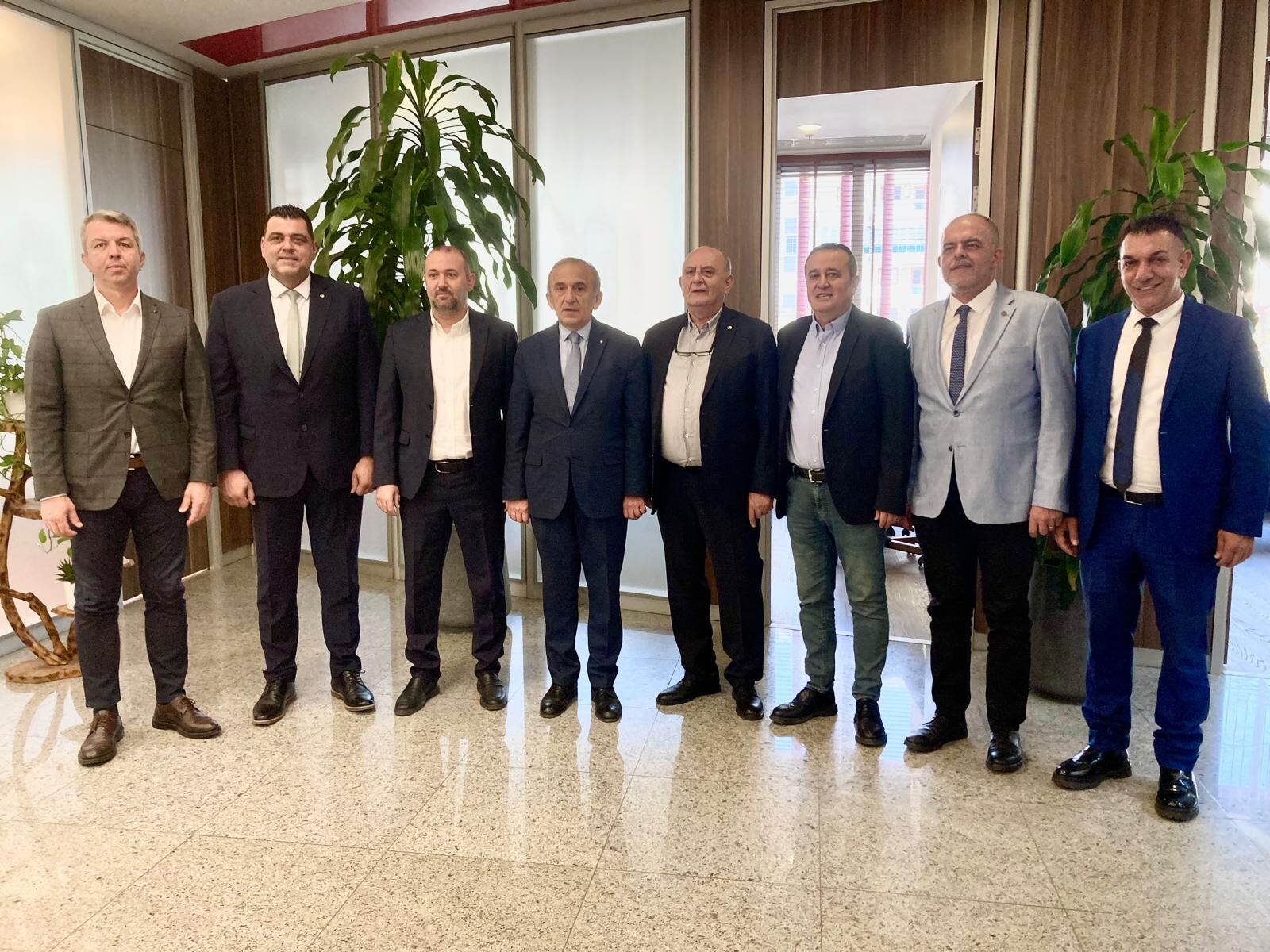 Manisa Tso’da Başkanlık Seçimi Heyecanı Yılmaz Ve Esendağ Yarışıyor (3)