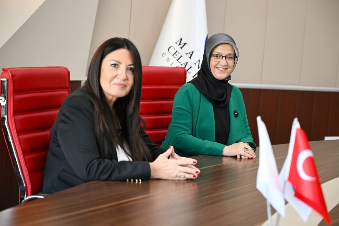 Manisa’da 250 Bin Avroluk Proje! Öğrenciler Sanayiyi Yerinde Öğrenecek (5)
