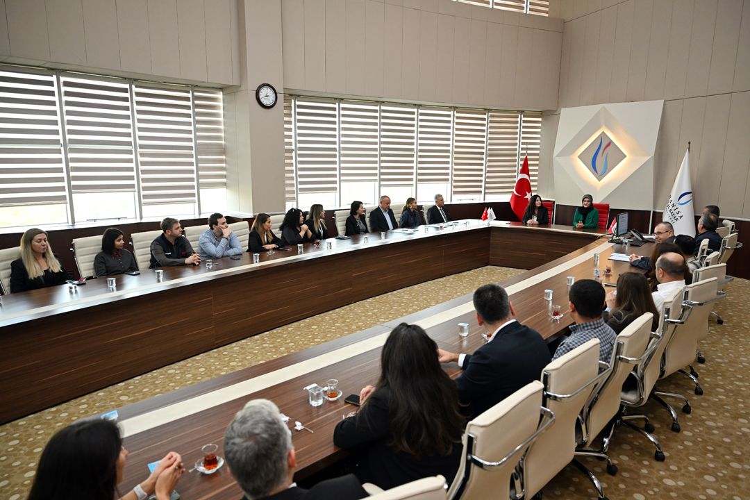 Manisa’da 250 Bin Avroluk Proje! Öğrenciler Sanayiyi Yerinde Öğrenecek (6)