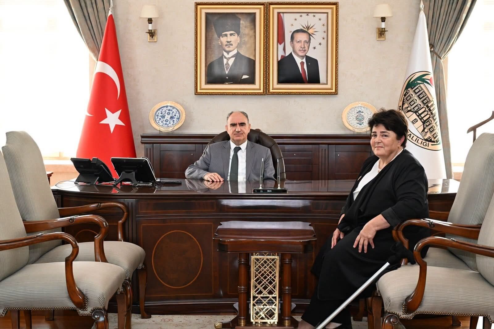 Manisa'da 45 Yıllık Meslek Hayatına Veda (2)