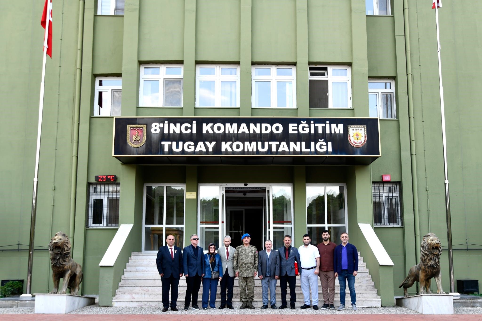 Manisa'da Albay Altınok’a Hayırlı Olsun Ziyareti (4)