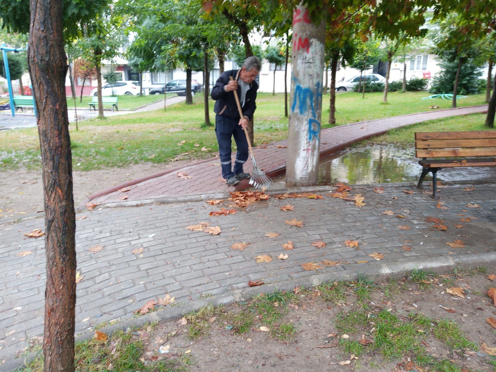 Manisa'da Yağmur Sonrası Hızlı Müdahale (1)