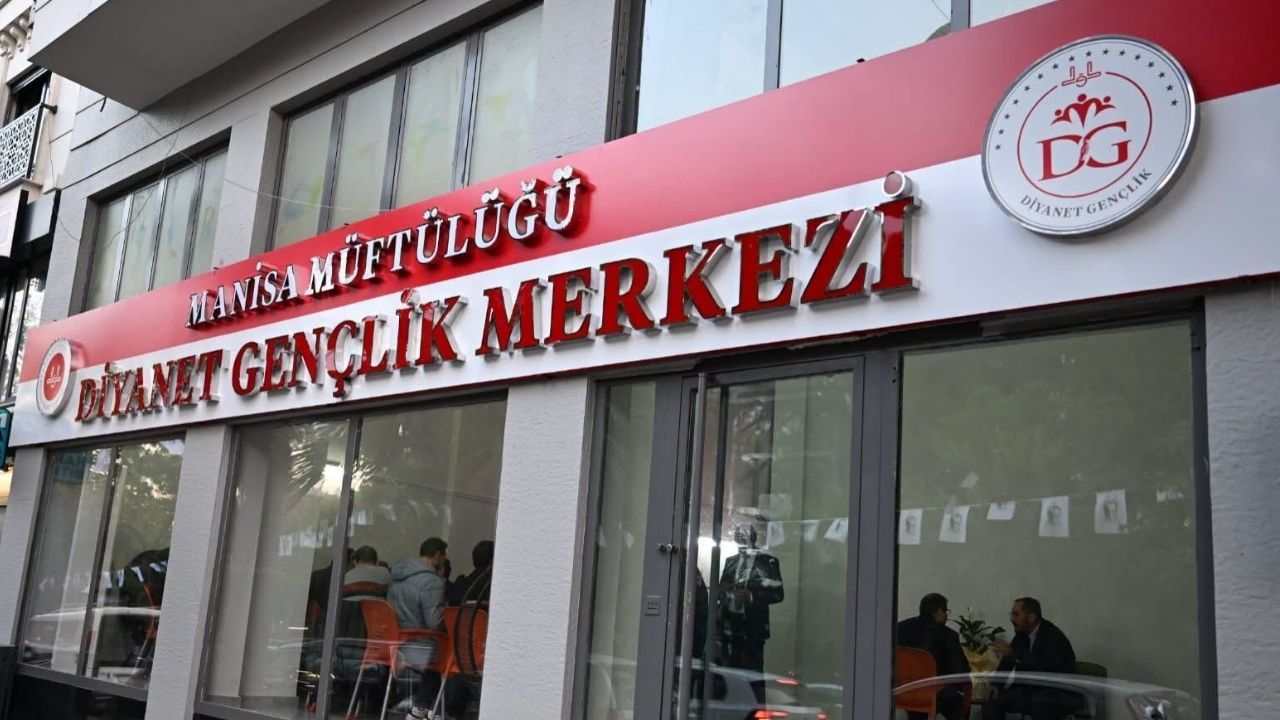 Manisa’nın Dini Ve İlmi Mirası Sempozyumda Ele Alındı .2