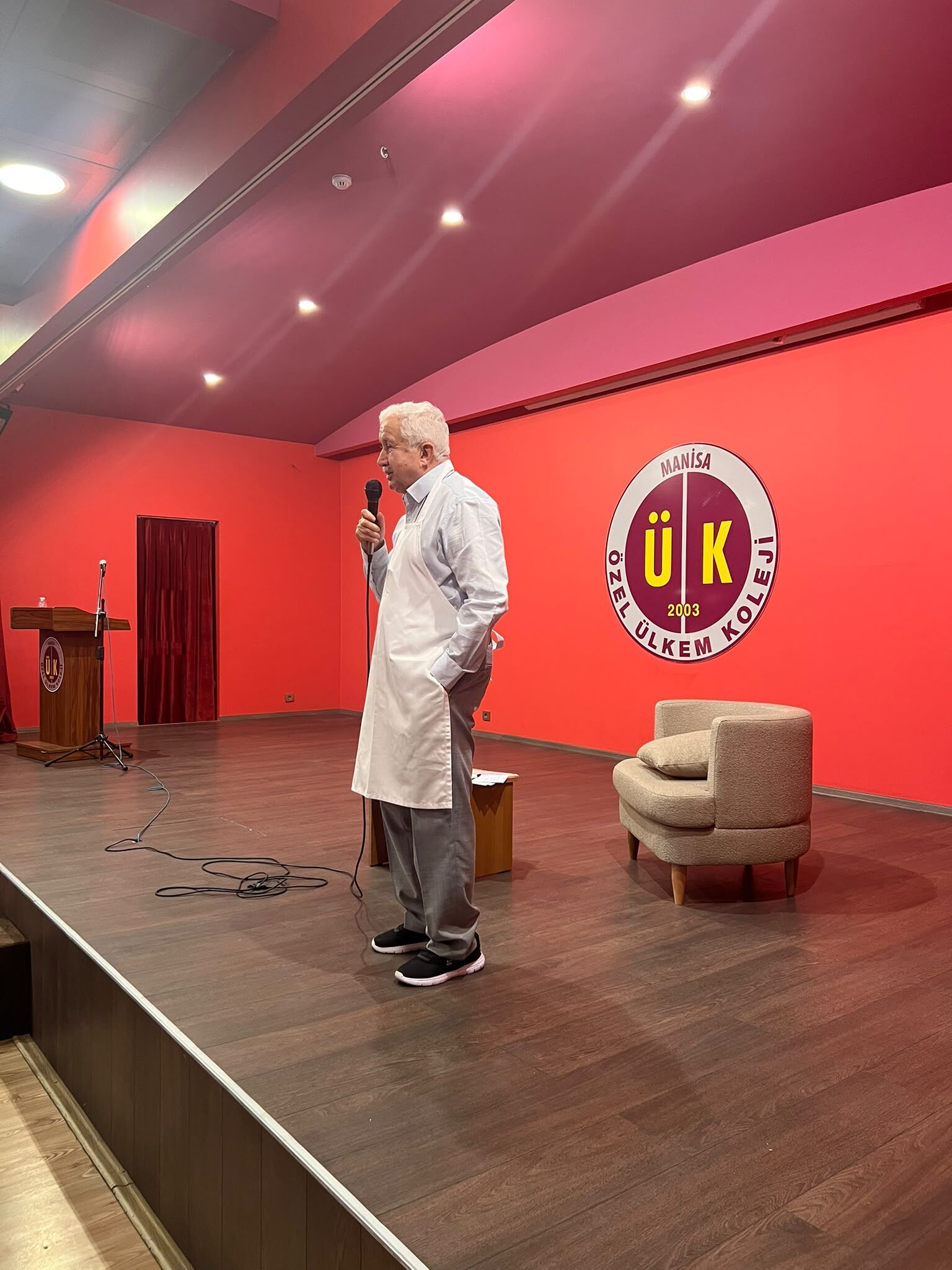 Manisa’nın Yılın Ahisi Mehmet Akgül, Tecrübelerini Öğrencilerle Paylaştı (2)