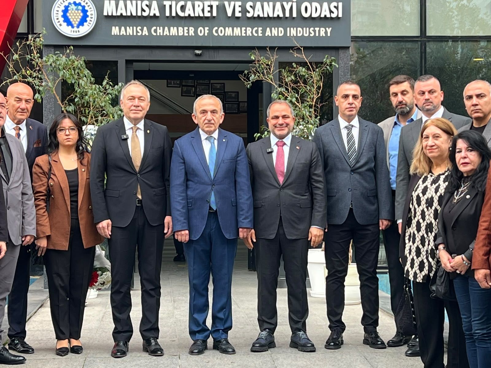 Mhp Manisa’dan Mehmet Yılmaz’a Hayırlı Olsun Ziyareti (2)