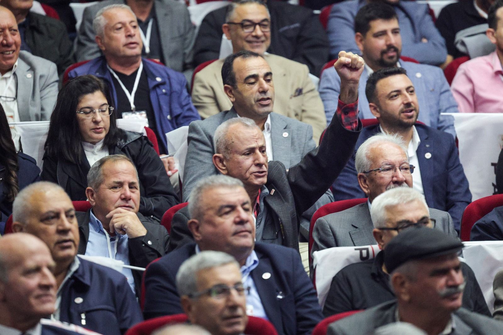 Özgür