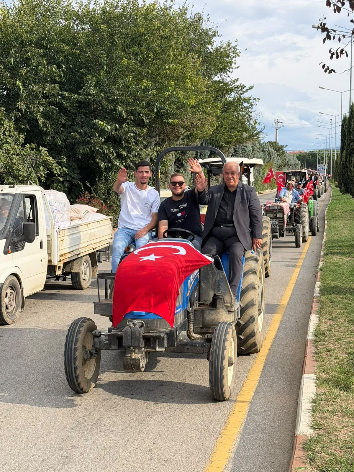 Sarıgöl'de Traktör Konvoyu (10)