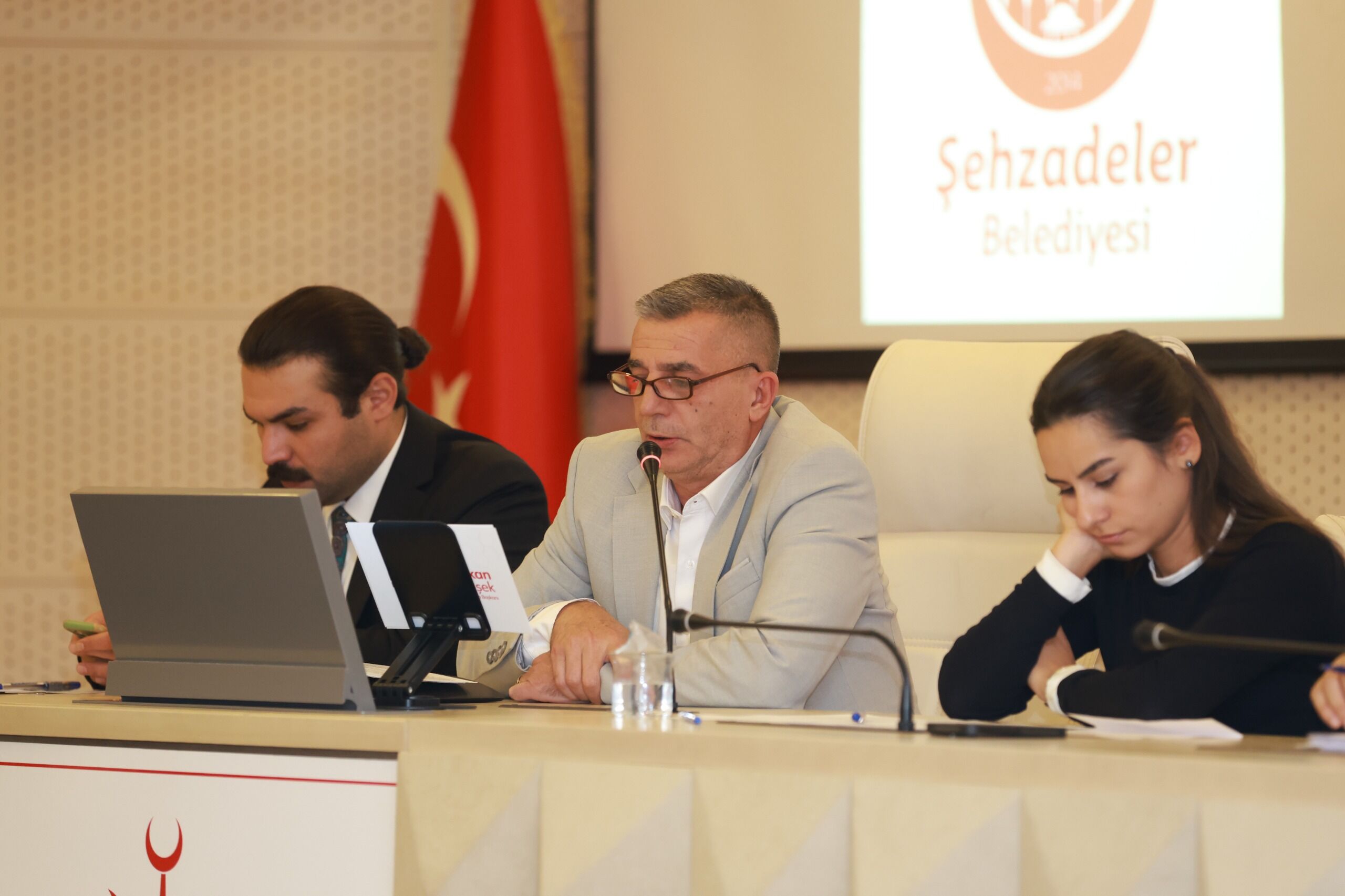 Şehzadeler Meclisi’nde 34 Madde Karara Bağlandı (1)