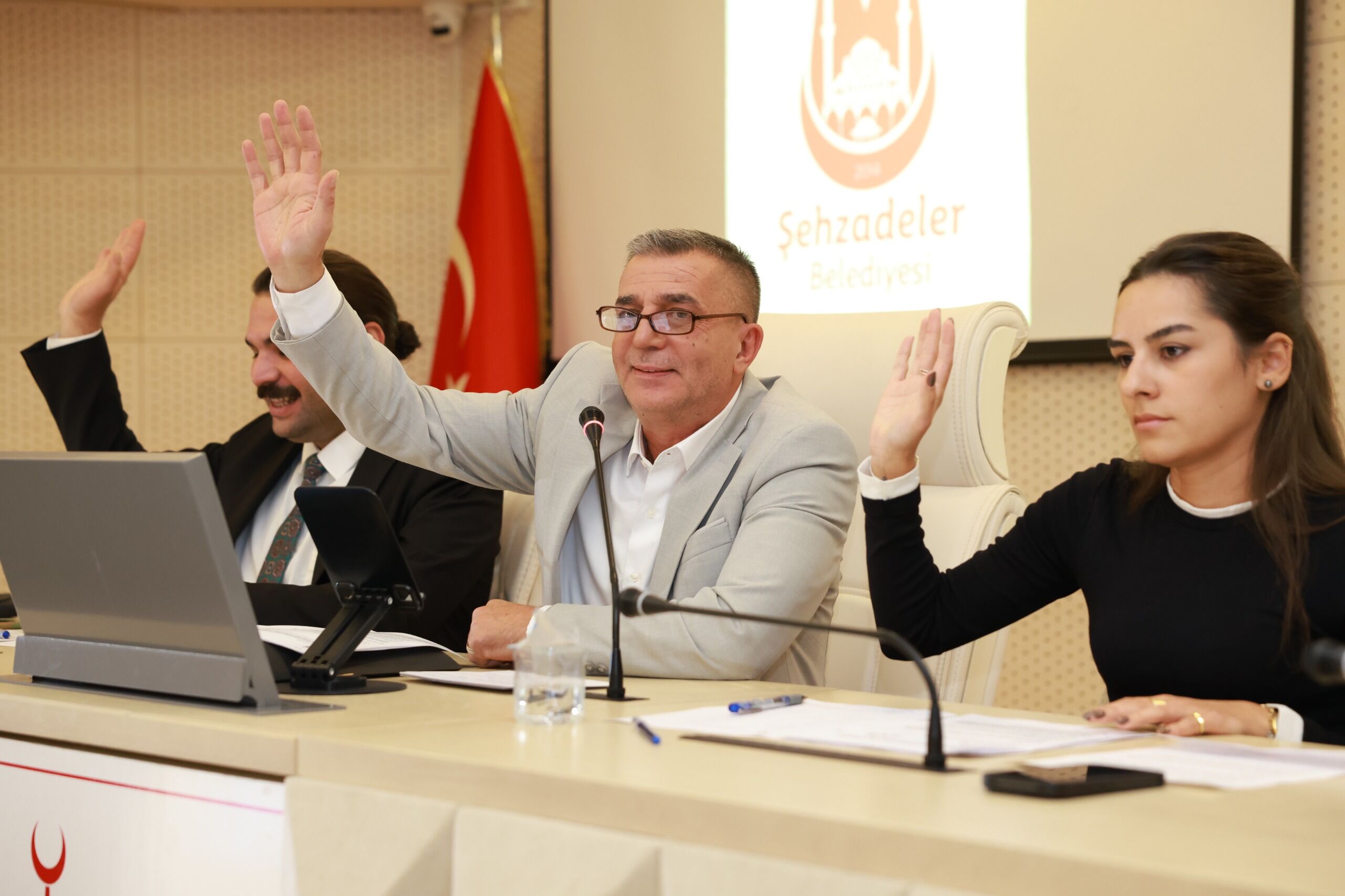 Şehzadeler Meclisi’nde 34 Madde Karara Bağlandı (4)