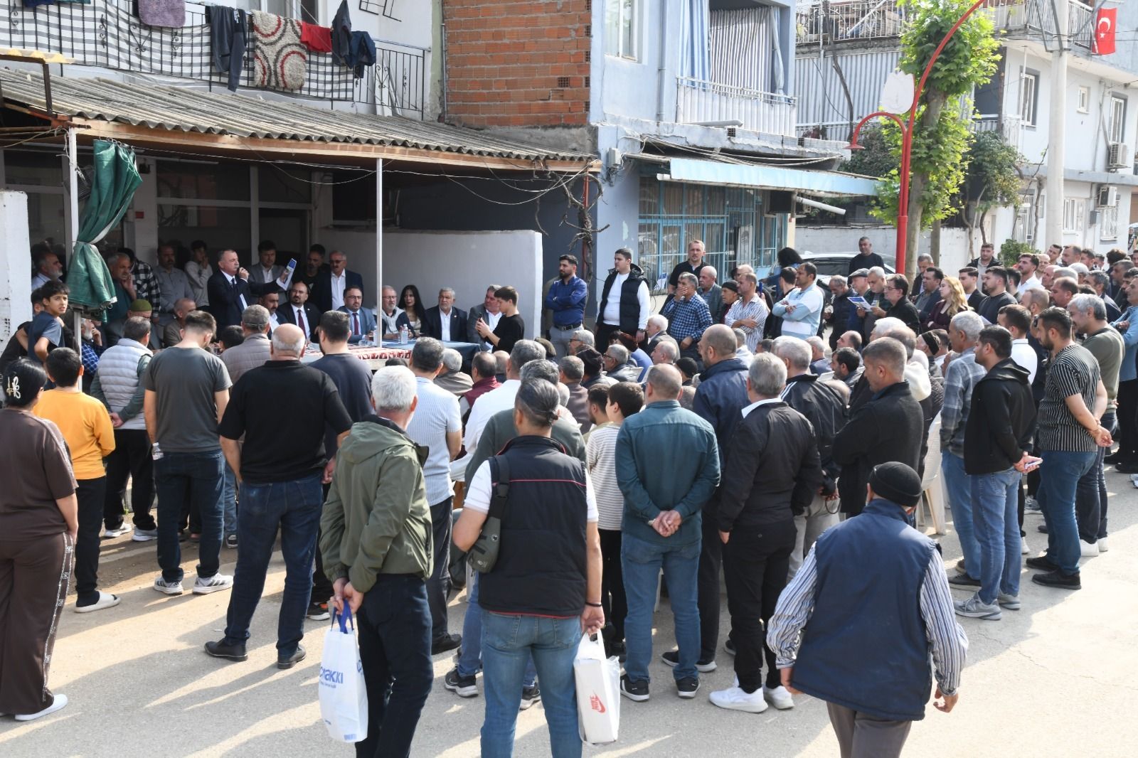 Yılların Sorunu Çözüldü! Spil Mahallesi’nden Balaban’a Teşekkür (3)